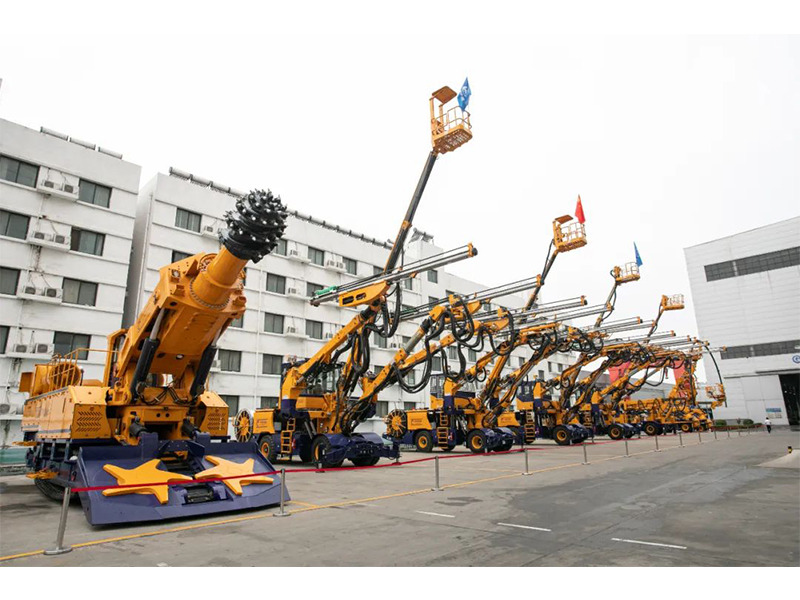 逐夢起航！讓我們奮楫揚(yáng)帆，破浪前行！——設(shè)備公司2023新年獻(xiàn)詞